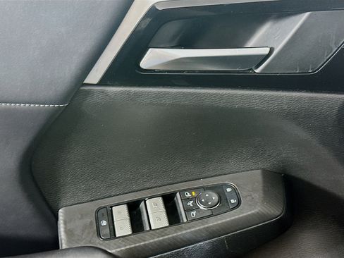 Used 2025 Mitsubishi Outlander SE FWD image 15