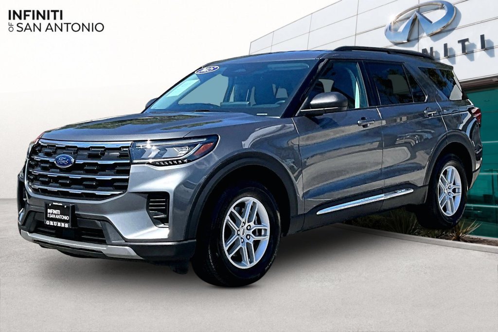 Used 2025 Ford Explorer Active RWD image 12