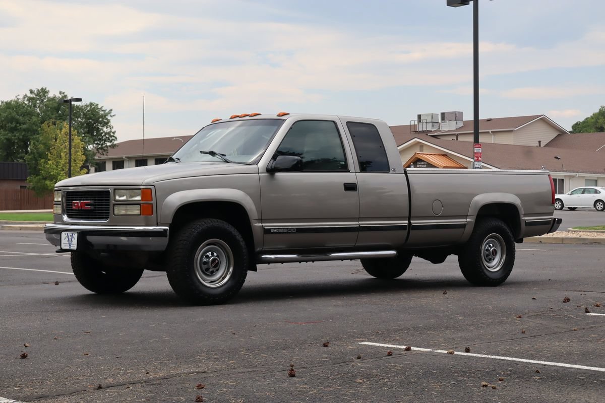 Used 1998 GMC Sierra 2500 4x4 Extended Cab w/ Marketing Option Pkg 3 image 11