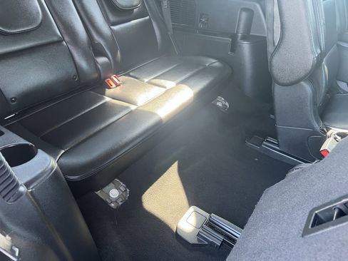 Used 2022 Ford Explorer Limited w/ Equipment Group 301A image 16