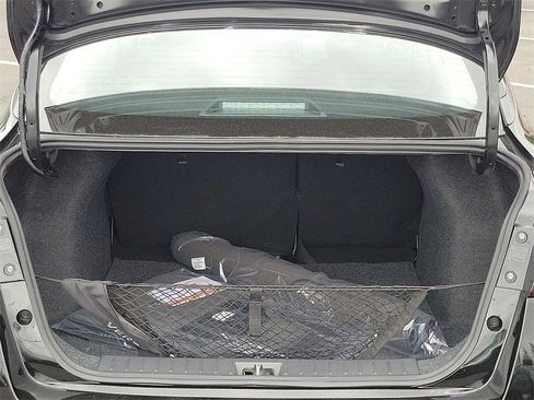 New 2025 Nissan Versa SV w/ Trunk Package image 3