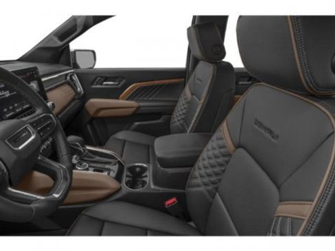 New 2026 GMC Canyon Denali AWD/4WD image 11