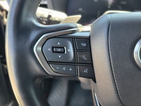 Used 2024 Lexus GX 550 image 23