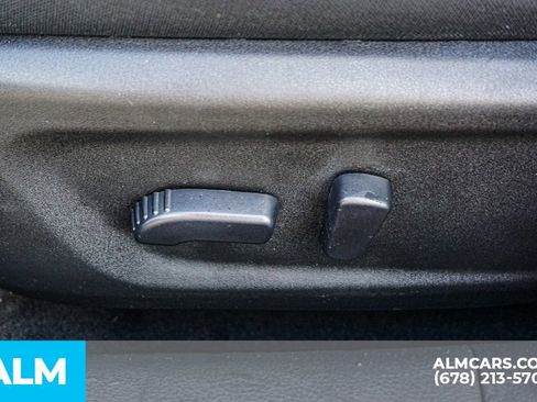 Used 2025 Nissan Altima 2.5 SV image 45