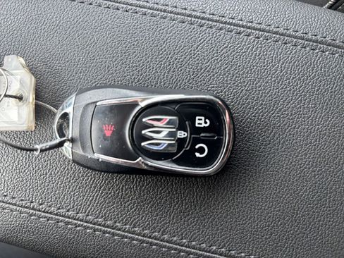 Used 2025 Buick Encore GX Preferred image 22