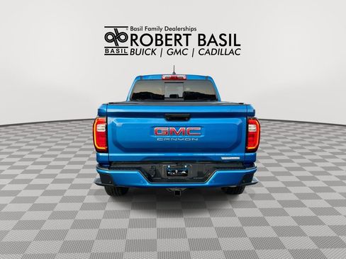 Used 2024 GMC Canyon Elevation w/ Elevation Premium Package AWD/4WD image 7