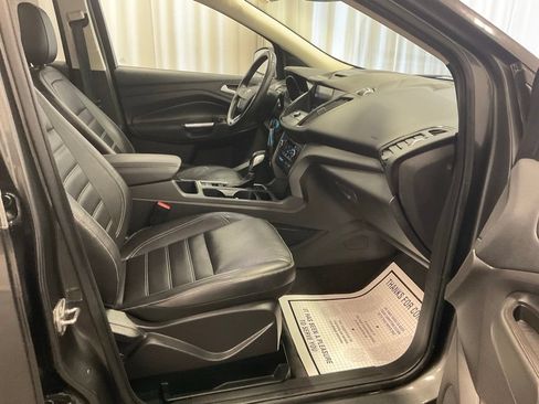 Used 2018 Ford Escape SEL w/ Ford Safe & Smart Package AWD/4WD image 32