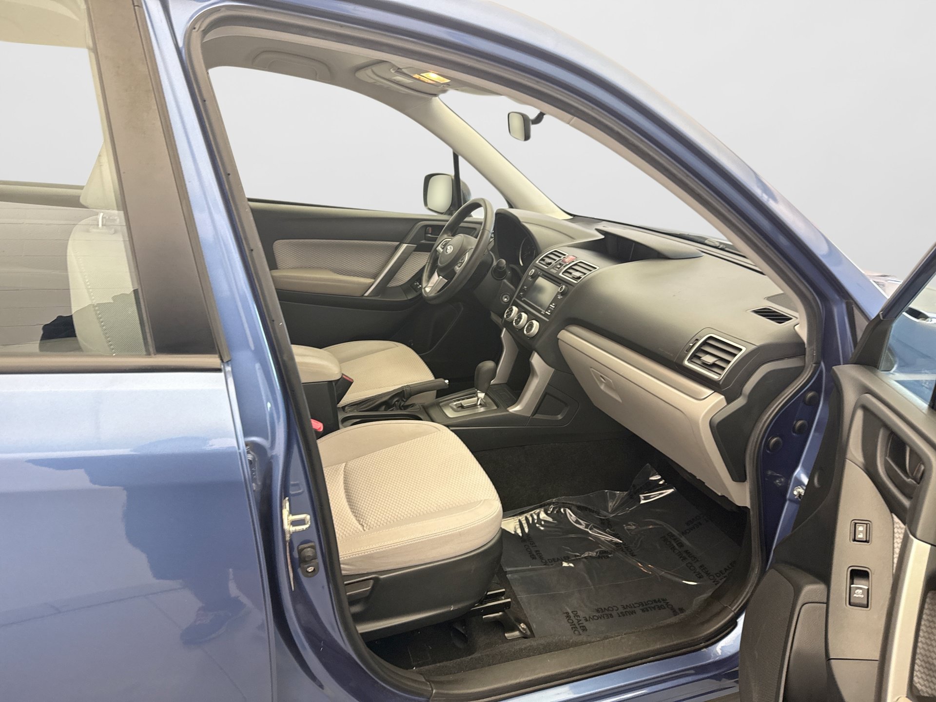 Used 2018 Subaru Forester 2.5i w/ Alloy Wheel Package AWD/4WD image 16