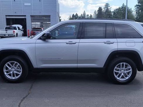 New 2025 Jeep Grand Cherokee Laredo X w/ Luxury Tech Group I image 5