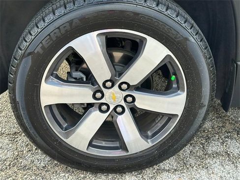Certified 2019 Chevrolet Traverse LT w/ LT Premium Package image 6
