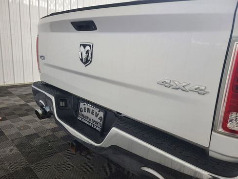 Used 2017 RAM 1500 Laramie w/ Convenience Group image 15