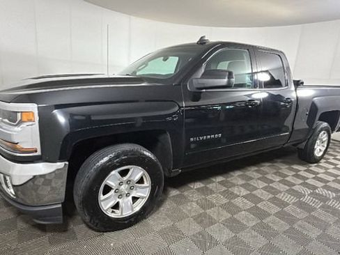 Used 2017 Chevrolet Silverado 1500 LT w/ All Star Edition AWD/4WD image 6