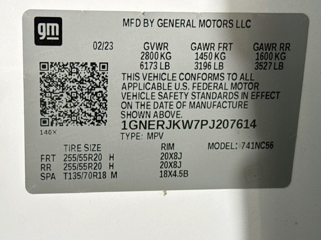 Used 2023 Chevrolet Traverse RS FWD image 33