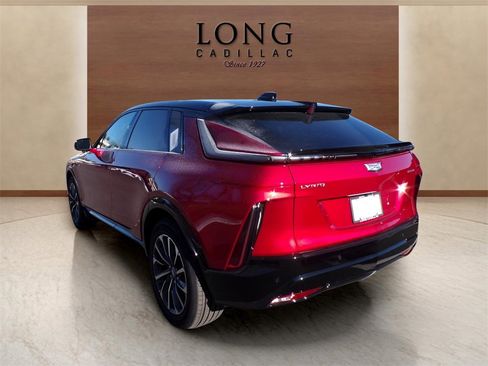 New 2025 Cadillac Lyriq Sport image 5