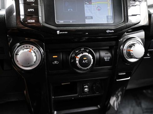 Used 2015 Toyota 4Runner Trail AWD/4WD image 25