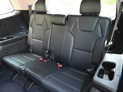 Used 2022 Kia Telluride LX image 19