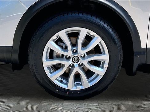 Used 2022 Nissan Rogue Sport SV w/ Technology Package AWD/4WD image 27
