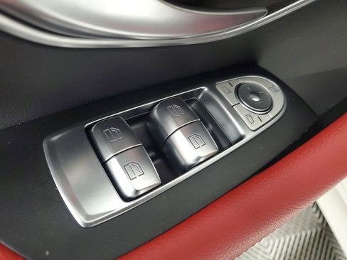 Used 2023 Mercedes-Benz E 450 Coupe image 16