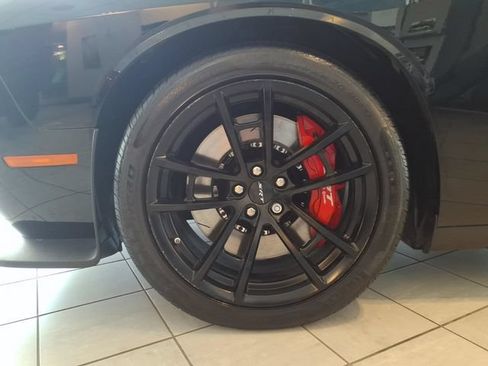 Used 2023 Dodge Challenger SRT Hellcat RWD image 8