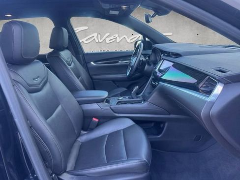 Used 2022 Cadillac XT6 Premium Luxury w/ Technology Package image 24