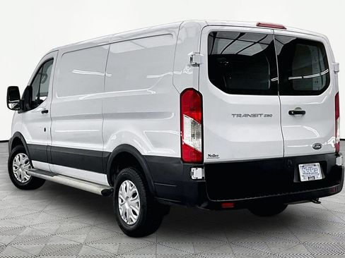 Used 2021 Ford Transit 250 Low Roof w/ Exterior Upgrade Package RWD image 12