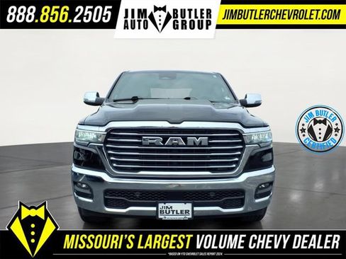 Used 2025 RAM 1500 Laramie AWD/4WD image 26