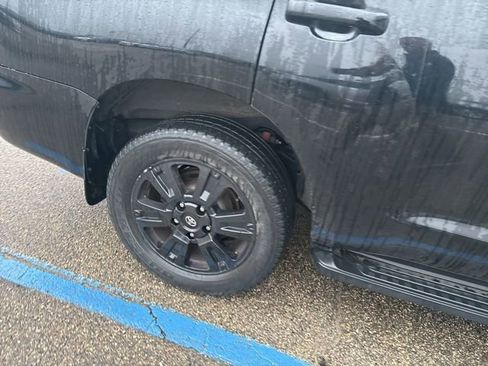 Used 2018 Toyota Sequoia TRD Sport image 4