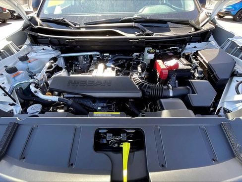 New 2025 Nissan Rogue S image 15
