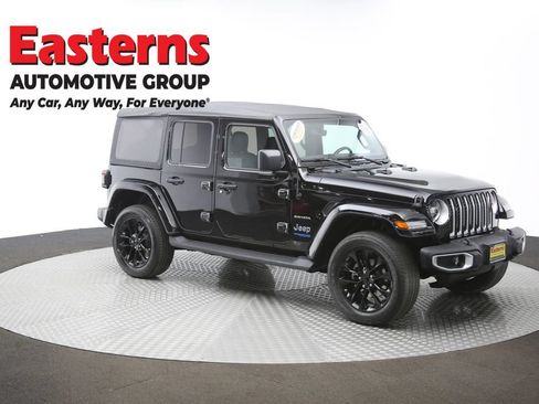 Used 2021 Jeep Wrangler Unlimited Sahara w/ Cold Weather Group AWD/4WD image 49