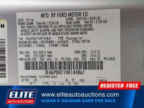 Used 2017 Ford Fusion SE image 17