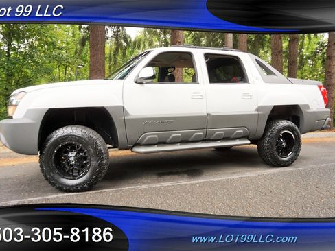 Used 2002 Chevrolet Avalanche 4x4 w/ North Face Edition image 5