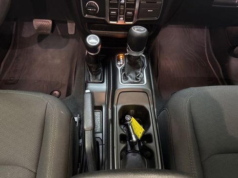 Used 2023 Jeep Wrangler Willys image 21