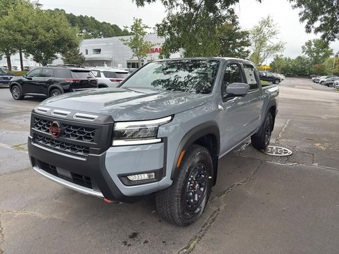 New 2025 Nissan Frontier PRO-4X w/ Pro Premium Package image 3