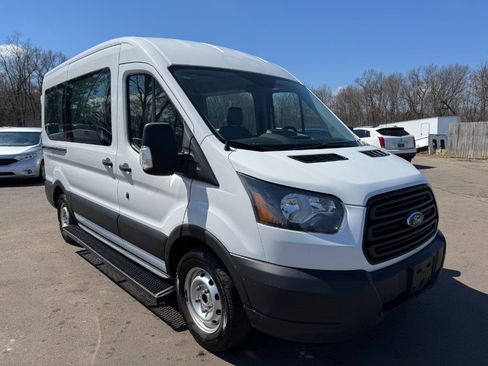 Used 2019 Ford Transit 150 XL RWD image 7