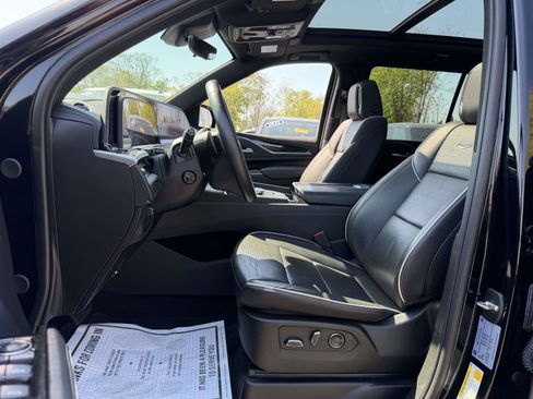 Certified 2024 Cadillac Escalade Sport w/ LPO, ONYX Package AWD/4WD image 12
