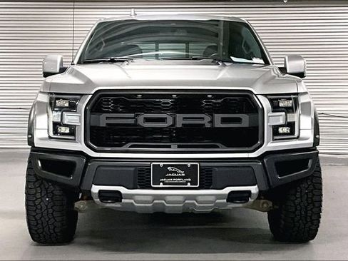 Used 2019 Ford F150 Raptor w/ Equipment Group 802A Luxury AWD/4WD image 2