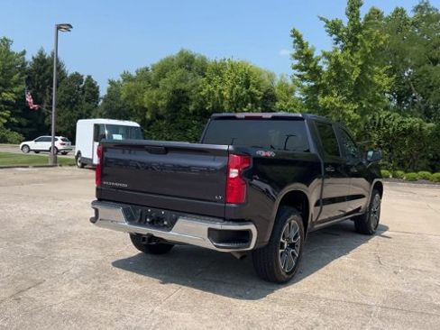 Used 2023 Chevrolet Silverado 1500 LT AWD/4WD image 8