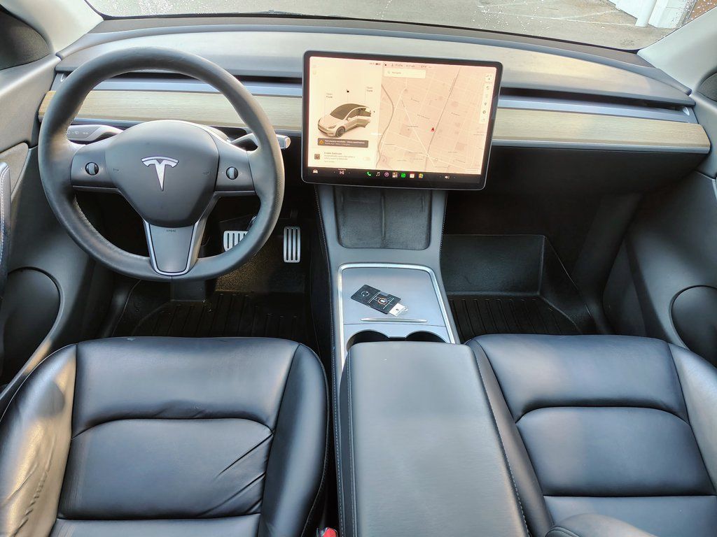 Used 2022 Tesla Model Y Performance AWD/4WD image 35