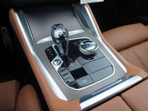 Used 2023 BMW X6 xDrive40i w/ M Sport Package image 66