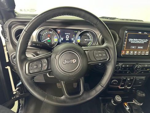 Used 2023 Jeep Wrangler Unlimited w/ Cold Weather Group image 14