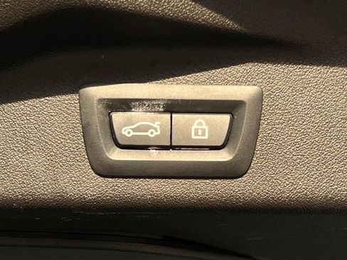 Used 2021 BMW ALPINA XB7 image 35