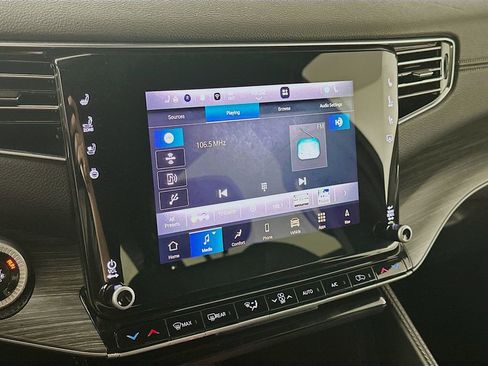 Used 2024 Jeep Wagoneer Series II w/ Flexible Seating Group image 17