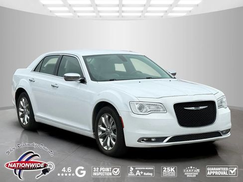 Used 2018 Chrysler 300 Limited image 1