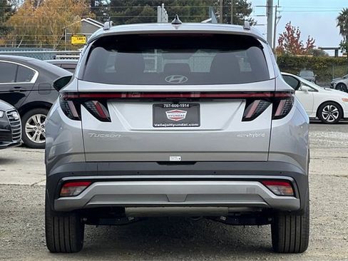New 2025 Hyundai Tucson Limited image 7