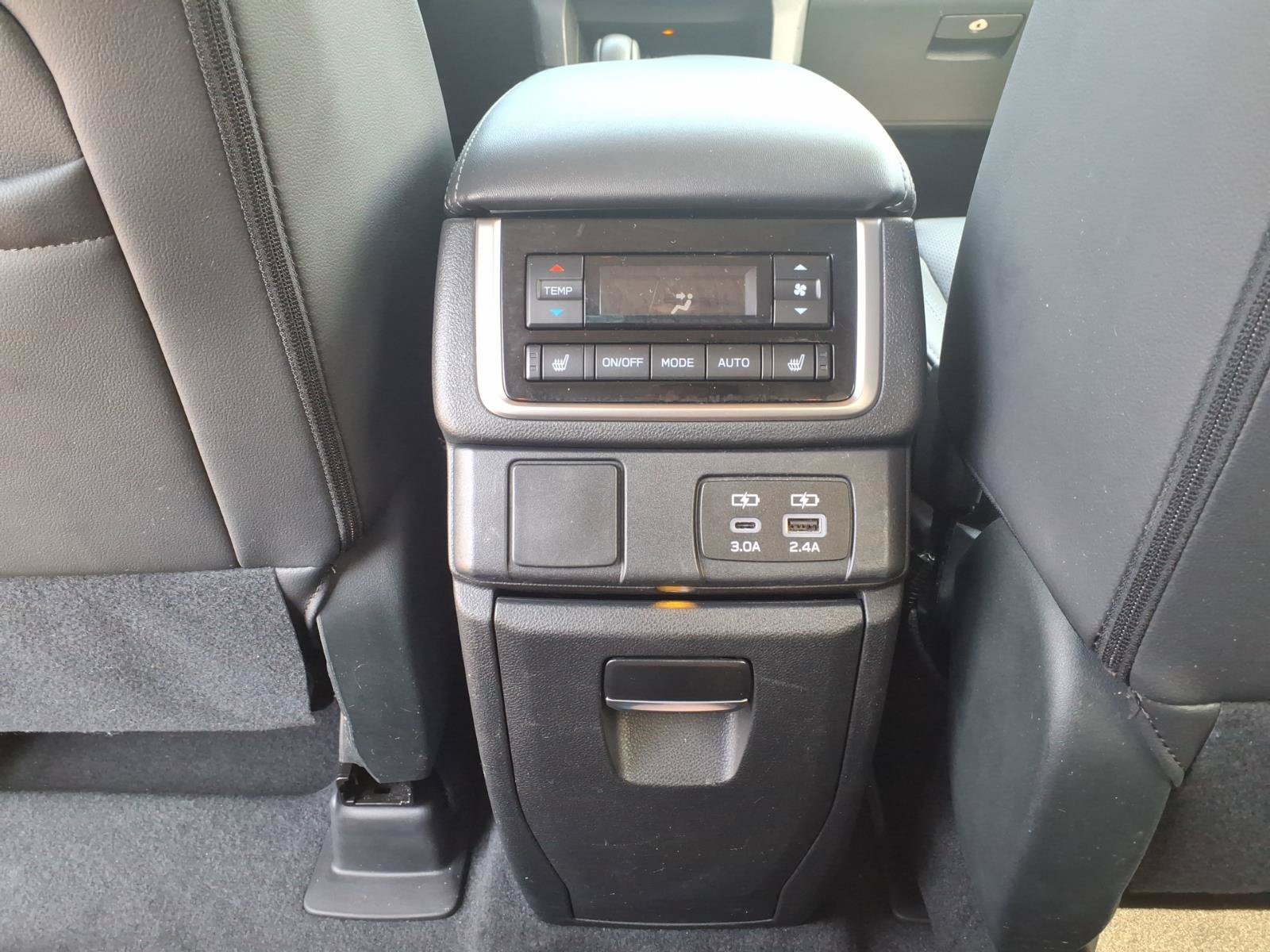 Used 2023 Subaru Ascent Limited AWD/4WD image 28