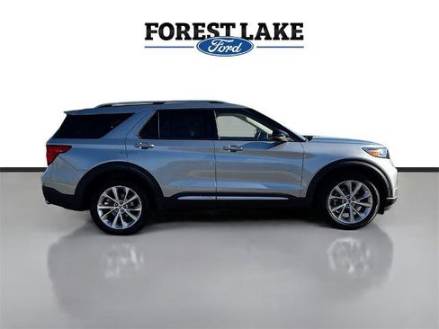 Certified 2022 Ford Explorer Platinum w/ Equipment Group 601A image 8