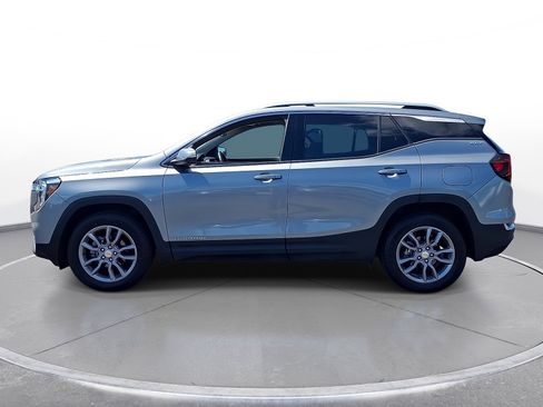 Used 2024 GMC Terrain SLT AWD/4WD image 5