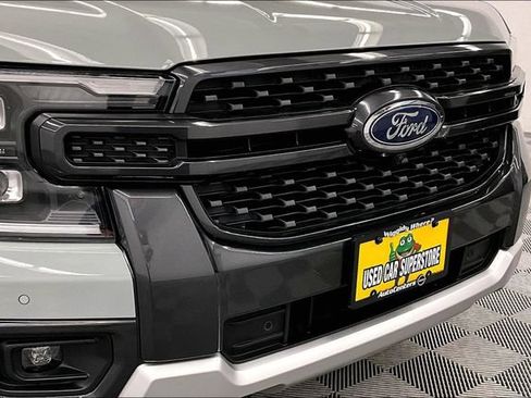 Used 2024 Ford Ranger Lariat w/ FX4 Off-Road Package AWD/4WD image 33