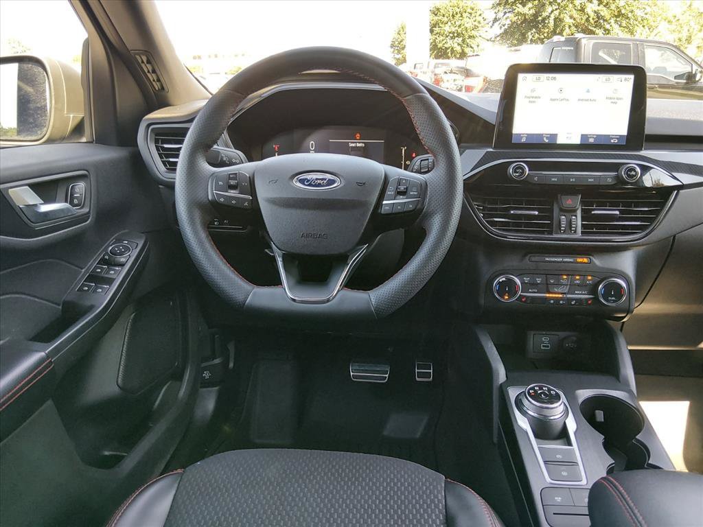 Certified 2023 Ford Escape ST-Line AWD/4WD image 11