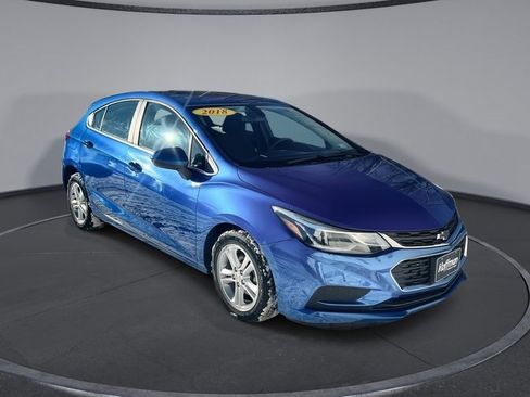 Used 2018 Chevrolet Cruze LT w/ Convenience Package image 22